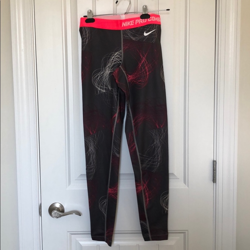 Nike pro combat leggings